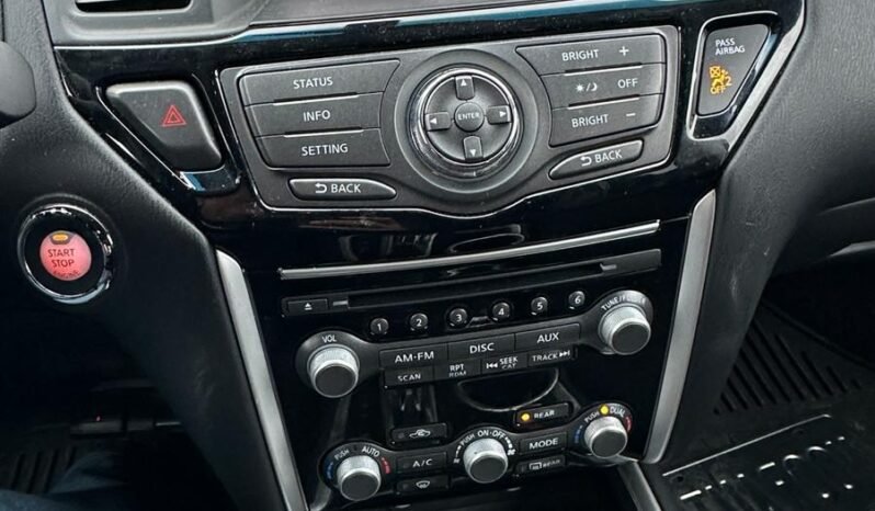 2014 Nissan  Pathfinder 4dr full
