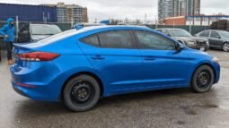 2017 Hyundai  Elantra full