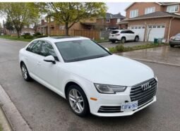 2017 Audi  A4 Komfort full